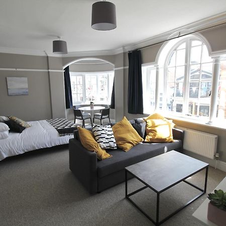 Pier View Studio Apartment Cowes  Extérieur photo
