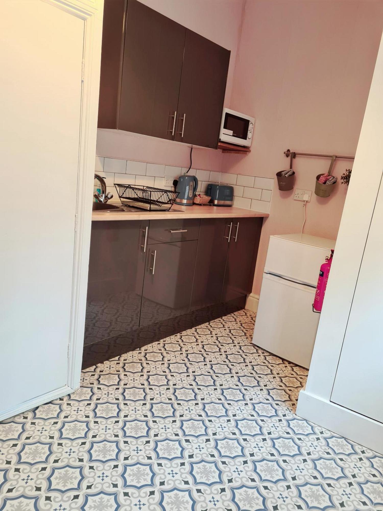 Pier View Studio Apartment Cowes  Extérieur photo